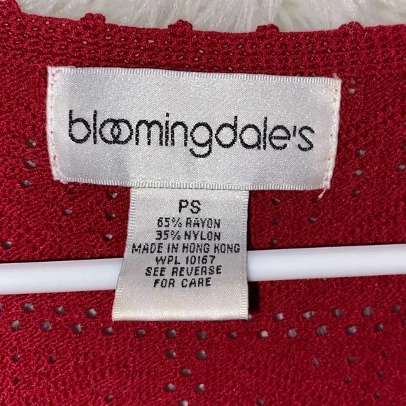 VTG Bloomingdale's Crochet Sweater V-Neck Sz PS - Picture 3 of 5